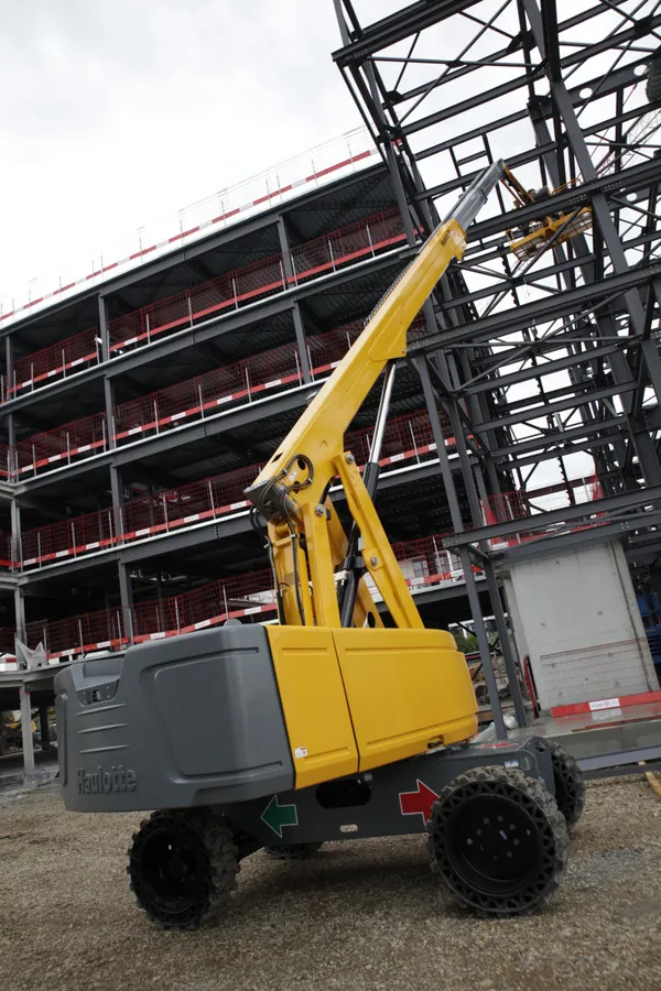 Haulotte HT28 RTJ PRO teleskopik platform